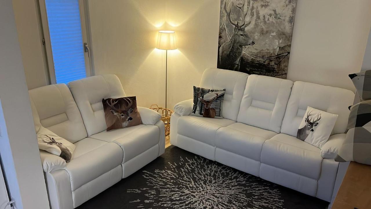 Agrimonia - 5,5-Zi Duplex Wohnung Bis 9 Personen Mit Eigenem Garten Davos Bagian luar foto