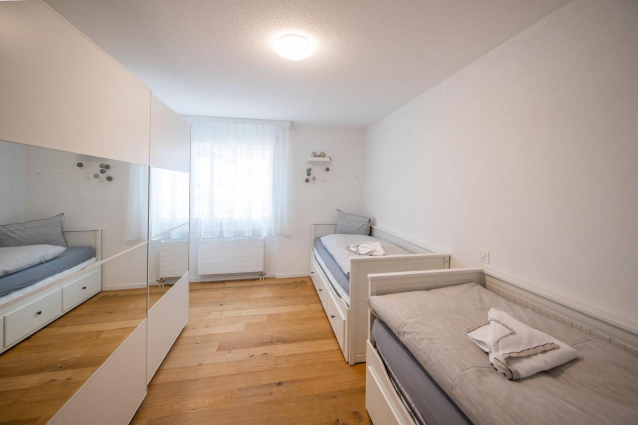 Agrimonia - 5,5-Zi Duplex Wohnung Bis 9 Personen Mit Eigenem Garten Davos Bagian luar foto