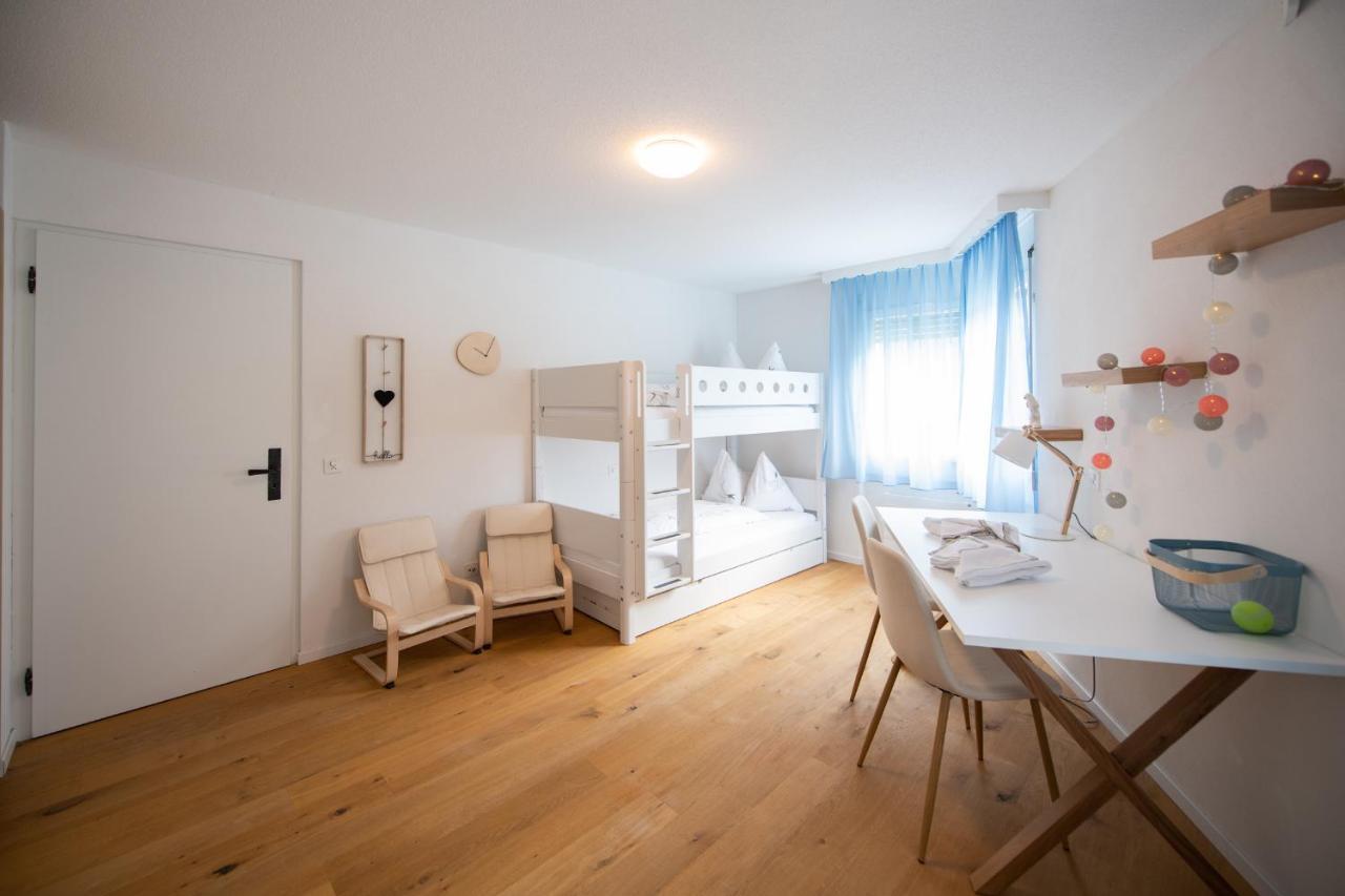 Agrimonia - 5,5-Zi Duplex Wohnung Bis 9 Personen Mit Eigenem Garten Davos Bagian luar foto